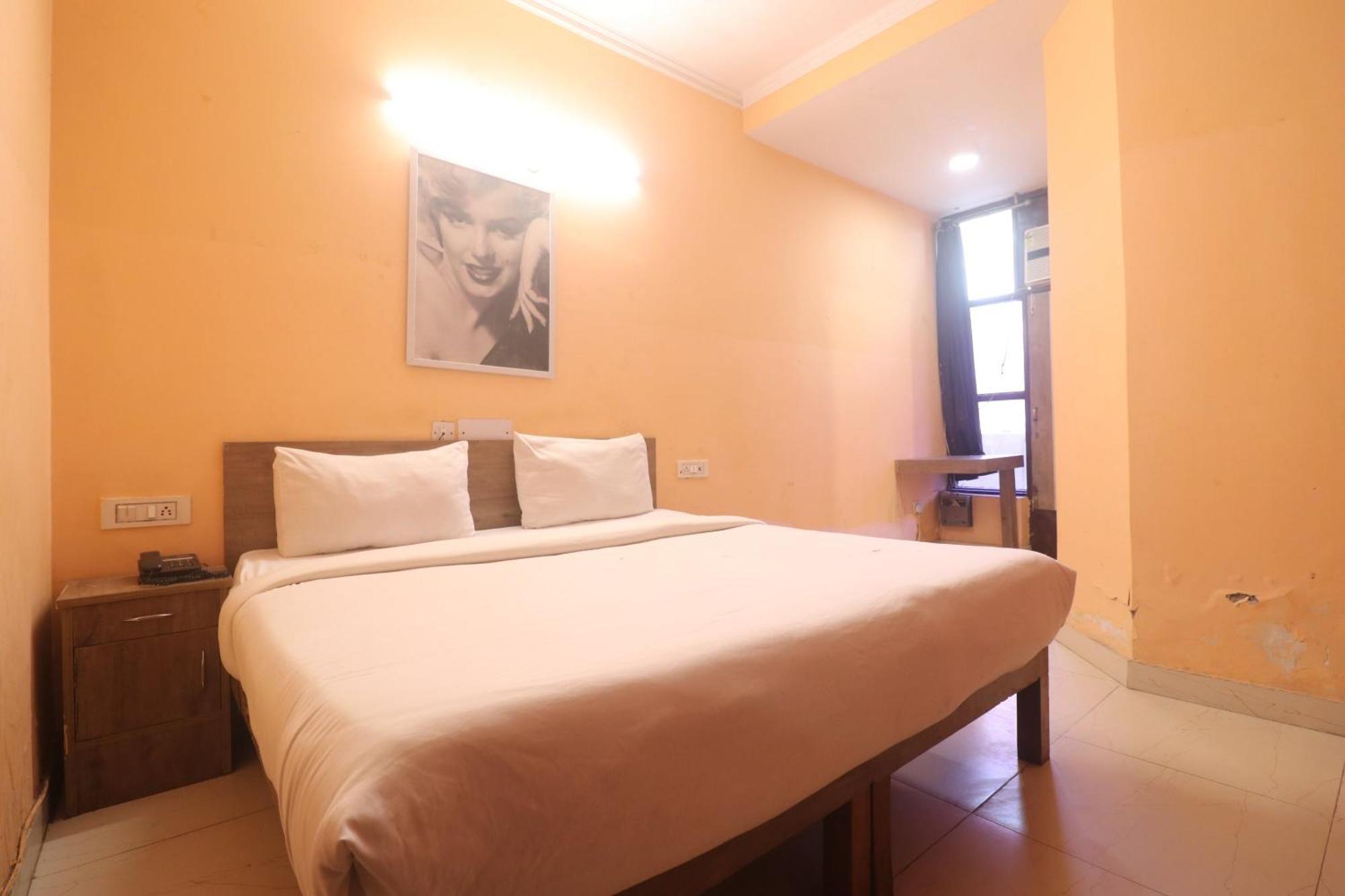 Hotel O Avni Residency Gurgaon Exterior foto