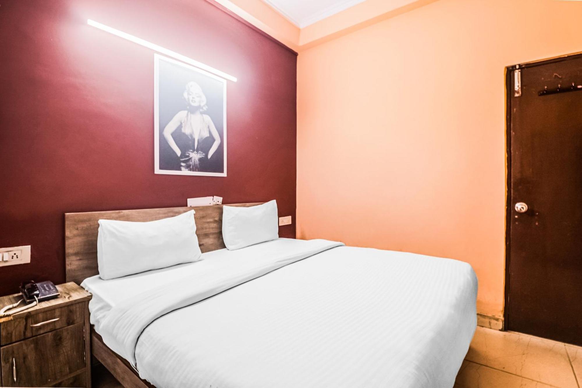 Hotel O Avni Residency Gurgaon Exterior foto