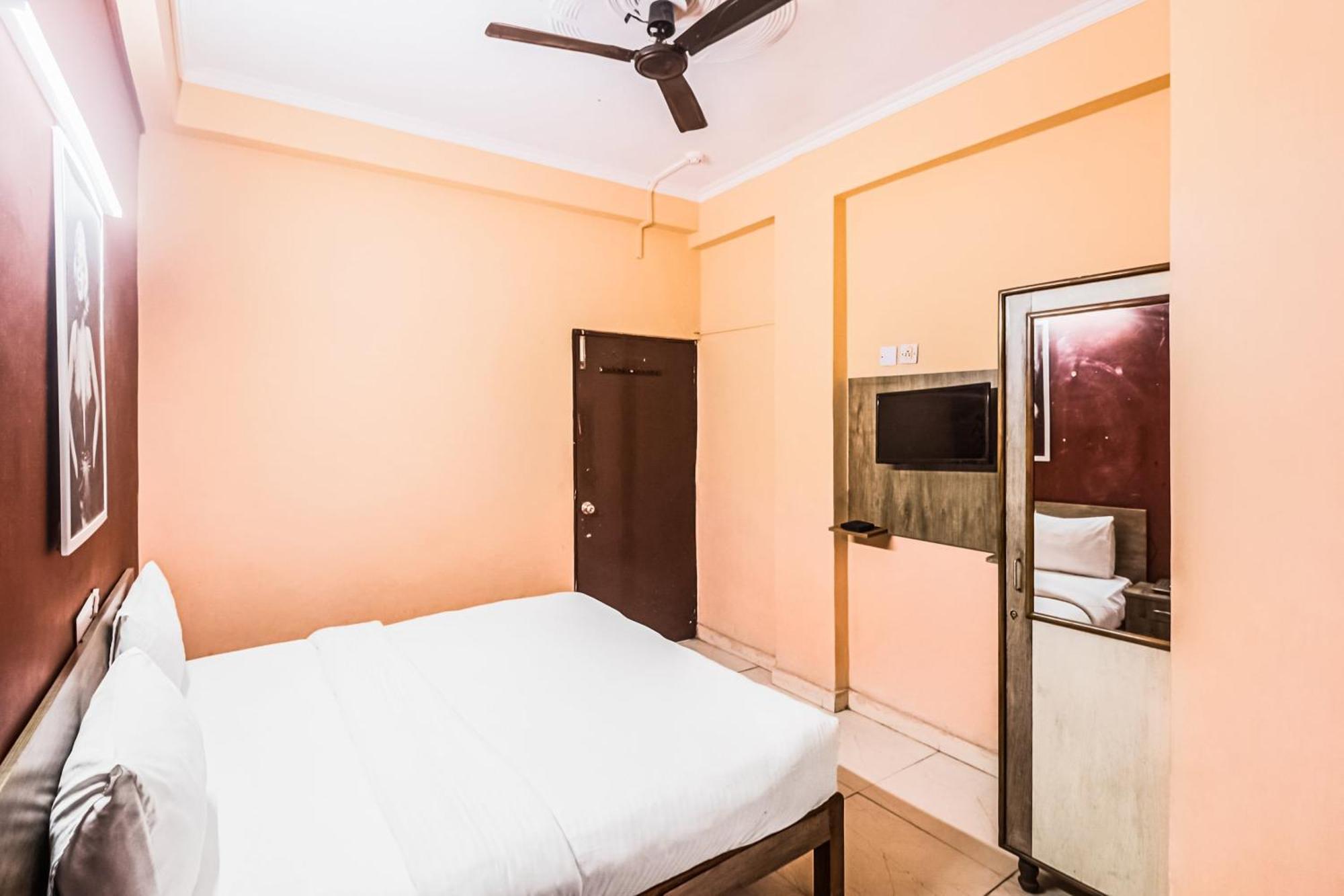 Hotel O Avni Residency Gurgaon Exterior foto