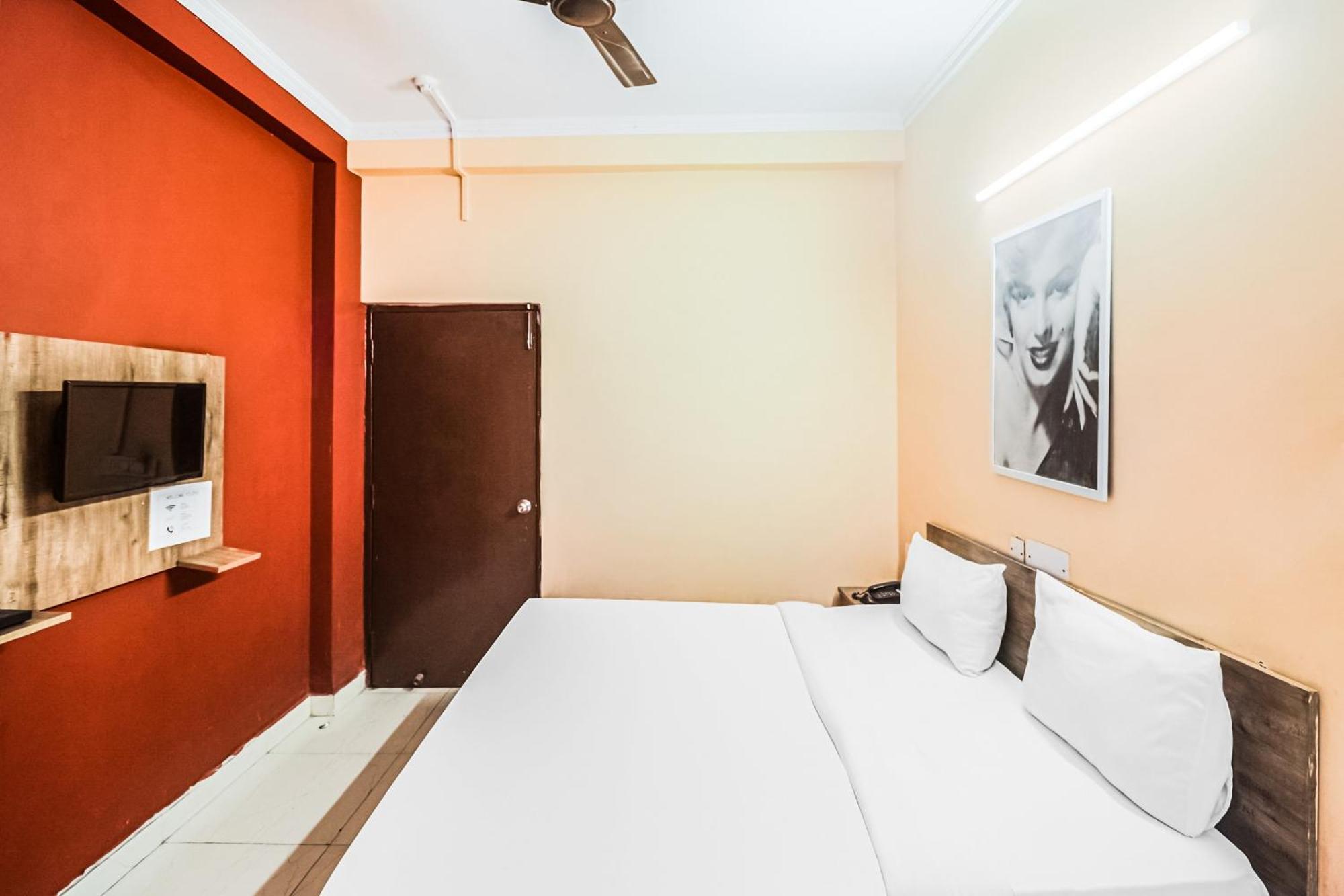 Hotel O Avni Residency Gurgaon Exterior foto