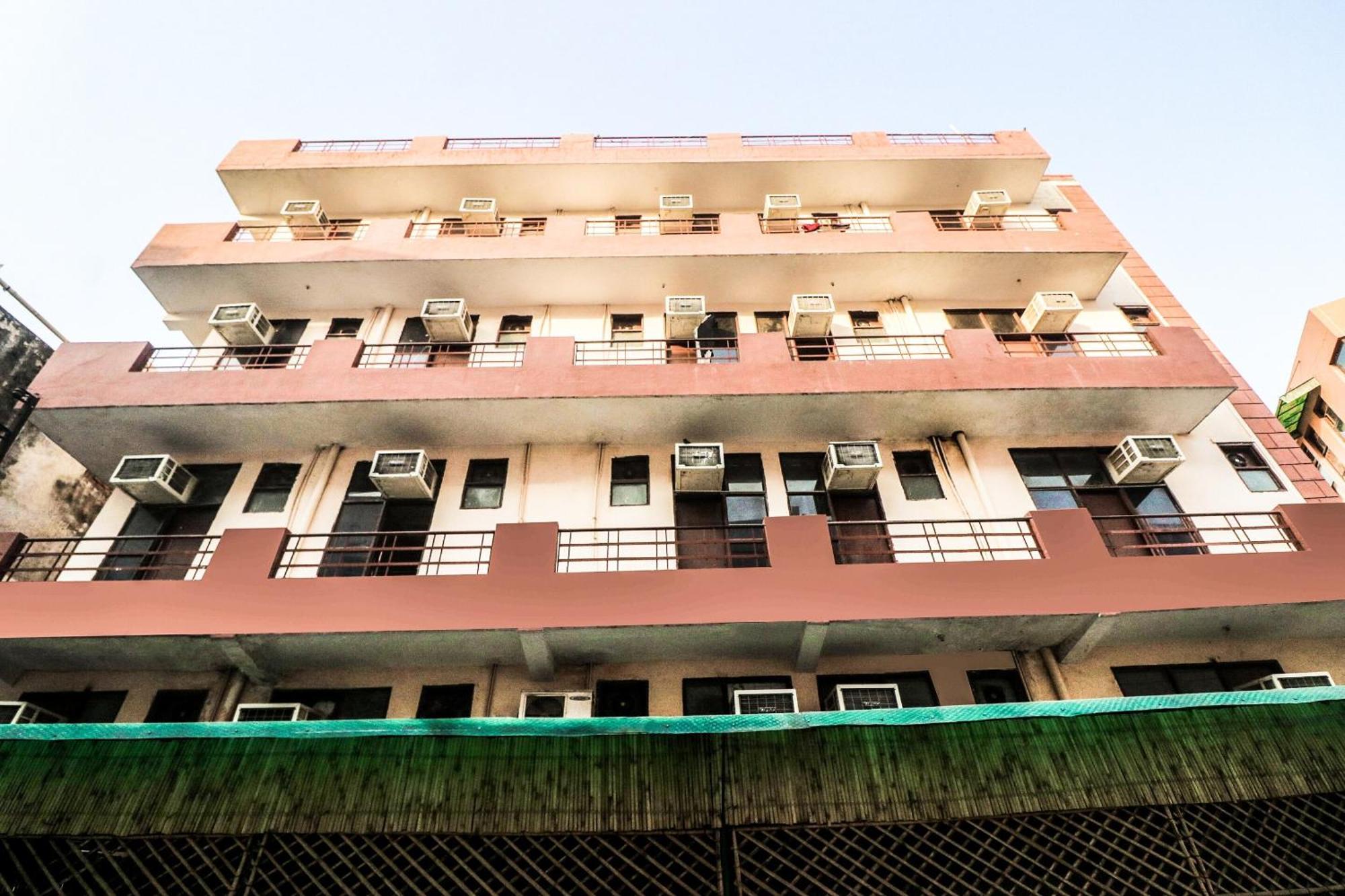 Hotel O Avni Residency Gurgaon Exterior foto